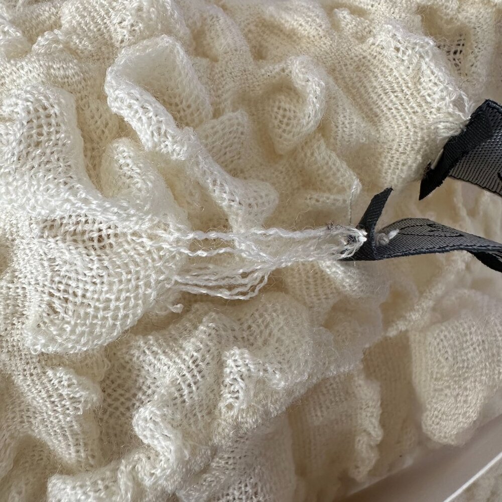 Ruffle / Ruched Cream Scarf - Picture 4 of 4